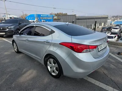Hyundai Avante 2012, 164639 км, за 3800000 KRW - фото 6