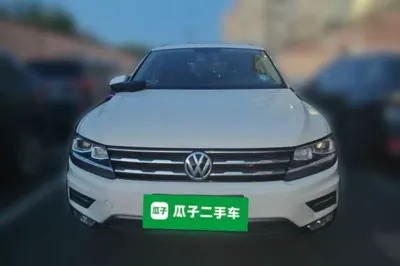 Volkswagen Tiguan L 2019, 80900 км, за 95980.53 CNY