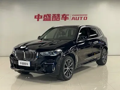 BMW X5 · 2023 год