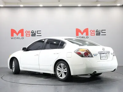 Nissan Altima 2012, 148720 км, за 3390000 KRW