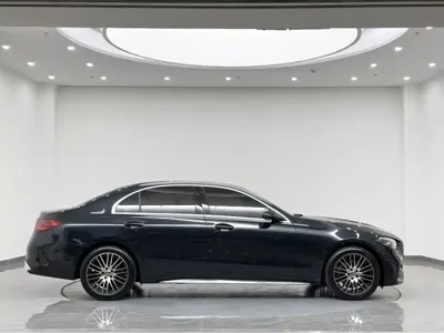 Mercedes-Benz C-Class 2024, 5000 км, за 199000 CNY