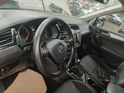 Volkswagen Tiguan L 2017, 89500 км, за 64200 CNY - фото 11