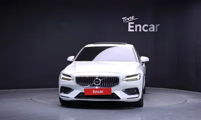 Volvo S60 2020, 52700 км, за 24500000 KRW