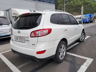 Hyundai Santafe 2010, 231855 км, за 3900000 KRW