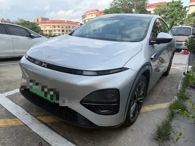 Xpeng G6 · 2023 год