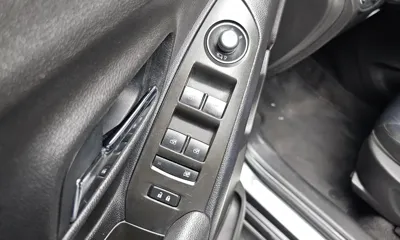 ChevroletGMDaewoo Trax 2018, 94024 км, за 6900000 KRW - фото 18