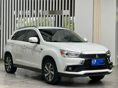 Mitsubishi ASX 2017, 60000 км, за 36800 CNY