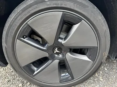 Tesla Model 3 2022, 120000 км, за 109800 CNY - фото 8
