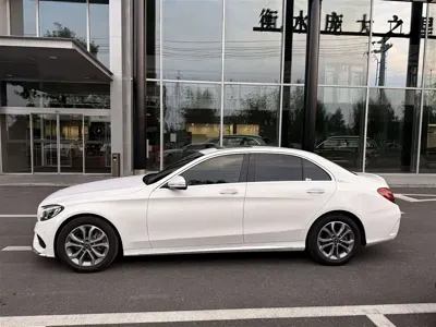 Mercedes-Benz C-Class 2018, 83000 км, за 85000 CNY
