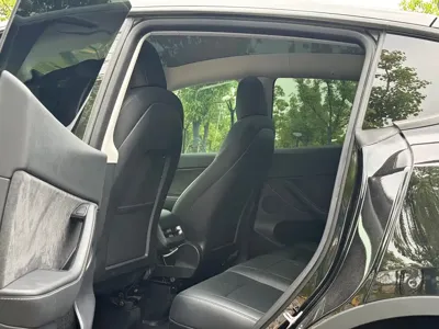 Tesla Model Y 2023, 60000 км, за 168000 CNY - фото 6