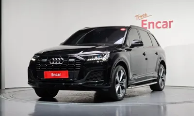 Audi Q7 · 2023 год