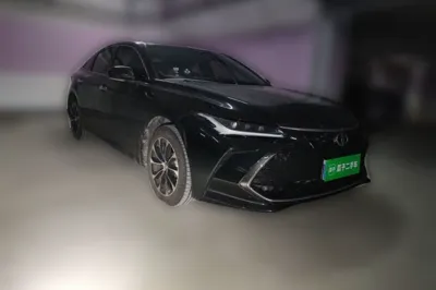 Toyota Avalon 2023, 37700 км, за 128304.87 CNY