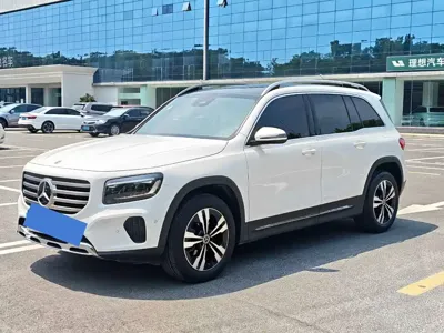 Mercedes-Benz GLB · 2023 год