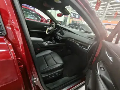 Cadillac XT4 2021, 32000 км, за 113500 CNY - фото 5