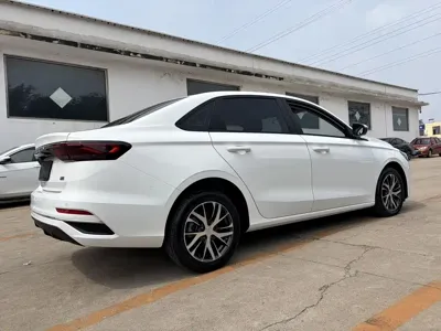 Geely Emgrand 2023, 700 км, за 59800 CNY - фото 7