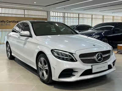 Mercedes-Benz C-Class 2020, 120000 км, за 117800 CNY