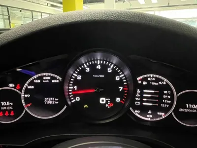 Porsche Cayenne 2022, 31240 км, за 109000000 KRW - фото 8