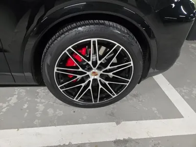 Porsche Cayenne 2025, 19000 км, за 182510000 KRW - фото 4