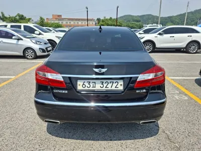 Hyundai Genesis 2012, 108324 км, за 4700000 KRW