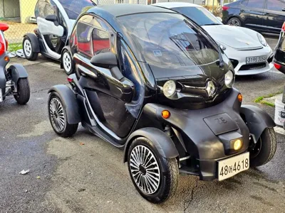 Renault-KoreaSamsung Twizy 2020, 4588 км, за 2900000 KRW