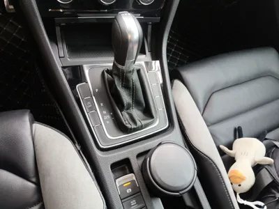 Volkswagen Golf 2017, 88700 км, за 71591.87 CNY - фото 22