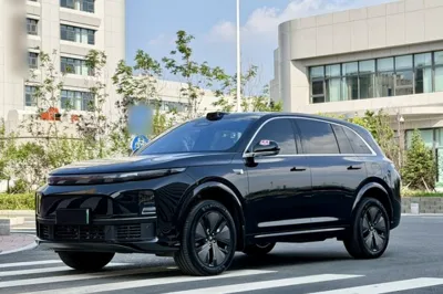 Li Auto L7 · 2024 год