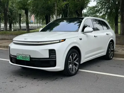 Li Auto Li L7 · 2024 год