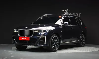 BMW X7 · 2021 год
