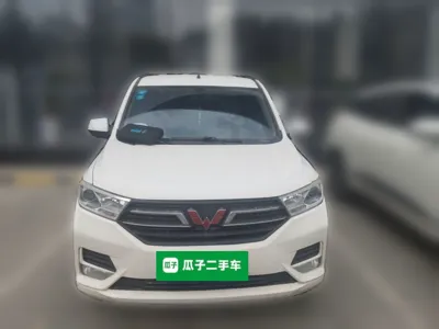 Wuling Hongguang 2019, 22600 км, за 36817.8 CNY