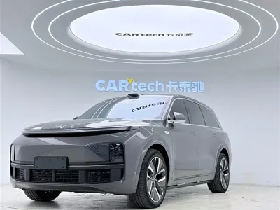 Li Auto Li L9 · 2023 год