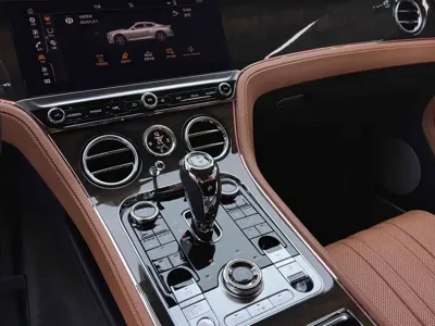 Bentley Continental 2020, 32500 км, за 1765000 CNY - фото 19