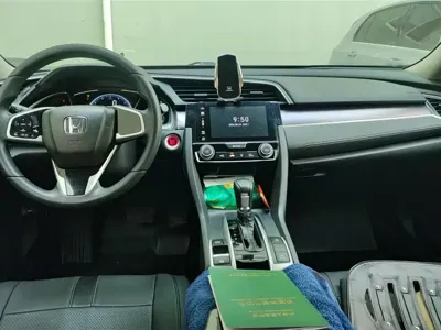 Honda Civic 2019, 87400 км, за 51700 CNY - фото 12