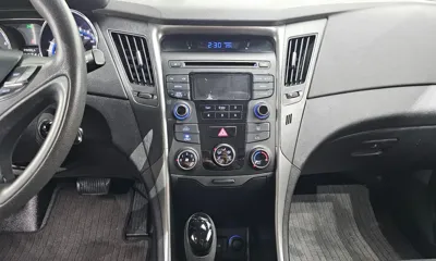 Hyundai Sonata 2013, 142701 км, за 3300000 KRW - фото 13