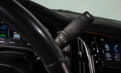 Cadillac Escalade 2019, 88791 км, за 36900000 KRW - фото 9