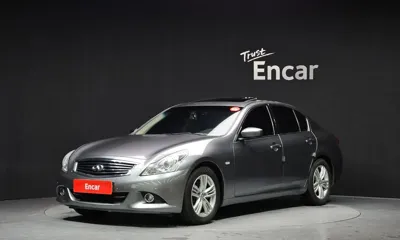 Infiniti G · 2011 год