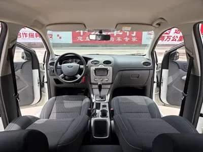 Ford Focus 2014, 60000 км, за 14800 CNY - фото 7