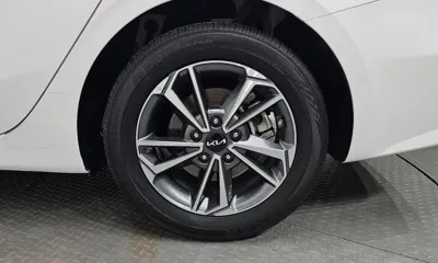 Kia K3 2023, 28580 км, за 19000000 KRW - фото 21