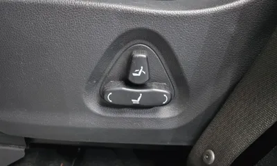 KG_Mobility_Ssangyong Rexton 2018, 141891 км, за 12700000 KRW - фото 19