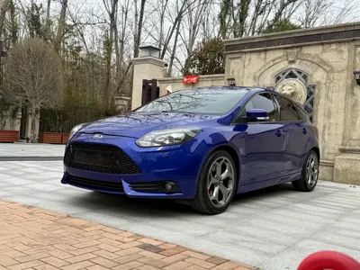 Ford Focus (Import) · 2017 год