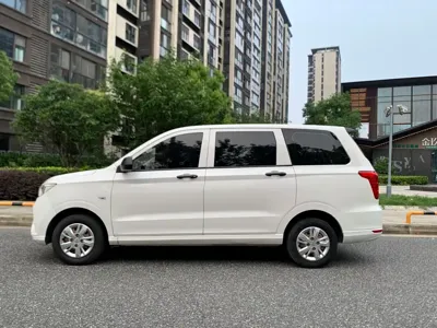 Wuling Hongguang 2019, 80000 км, за 19800 CNY