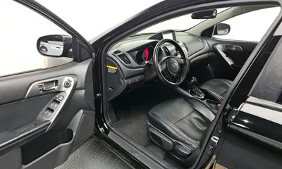 Kia Porte 2013, 150978 км, за 2590000 KRW - фото 10