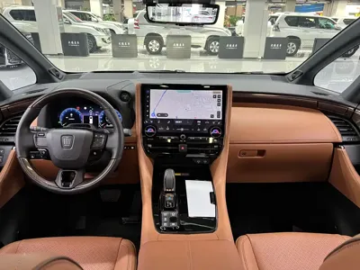 Toyota Vellfire 2023, 50800 км, за 788000 CNY - фото 17