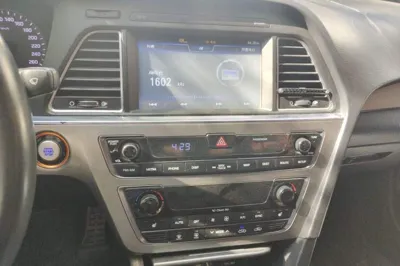 Hyundai Sonata 2015, 160600 км, за 44757.83 CNY - фото 10