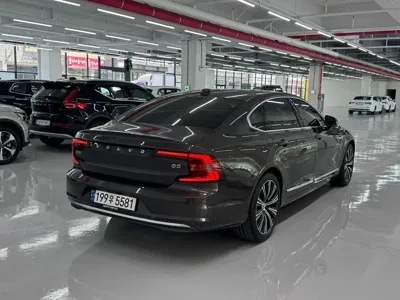 Volvo S90 2024, 16774 км, за 48000000 KRW
