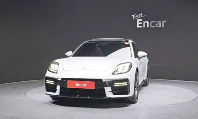 Porsche Panamera 2025, 2919 км, за 245000000 KRW