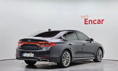 Hyundai Grandeur 2018, 198410 км, за 10800000 KRW