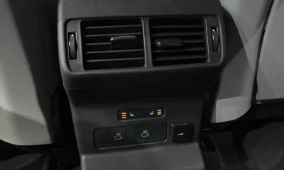 Land Rover Range Rover Velar 2026, 15 км, за 84000000 KRW - фото 31
