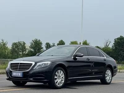 Mercedes-Benz S-Class · 2015 год