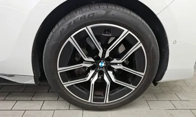 BMW 7-Series 2023, 38486 км, за 106900000 KRW - фото 21
