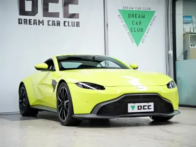 Aston Martin V8 Vantage 2018, 35200 км, за 838000 CNY - фото 13